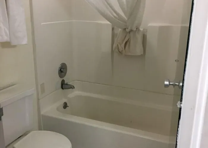 Hotel Budget 2*